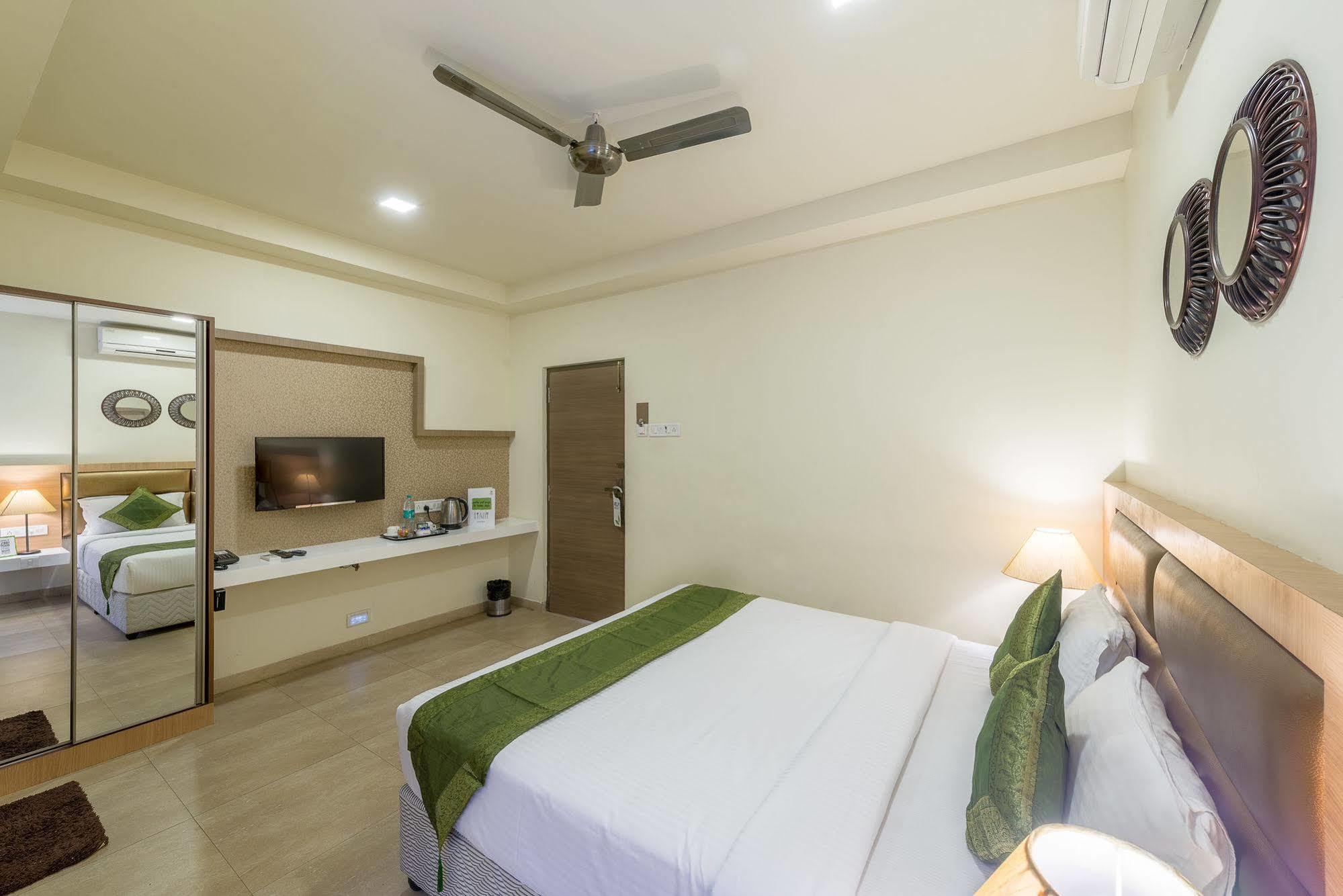 Treebo Nestlay Airport Alandur Hotel